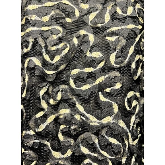 Tuckernuck NWT Nightly Organza Easton Black Gold Blouse Size Large - Picture 9 of 16